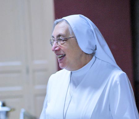 La Madre superiora visitó Honduras y El Salvador. 