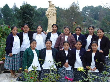  Hermanas de la Resurrección, Talita Kumi. Misiones Alta Verapáz. Guatemala. 