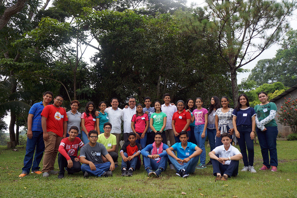 Grupo de confirma 2017.- Colegio Don Bosco. Granada, Nicaragua.