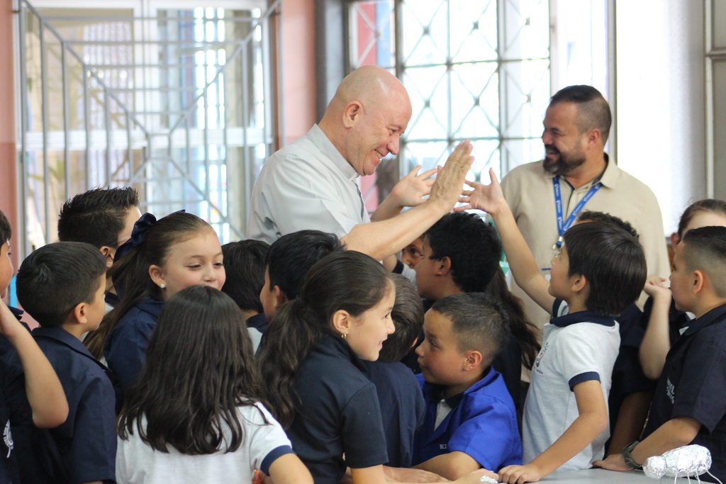 El padre visitador Walter Jara, sdb recorrió CEDES Don Bosco en Costa Rica como parte de su gira por toda Centroamérica. 