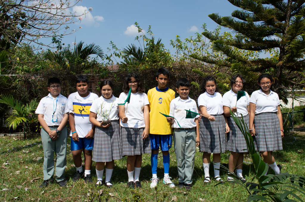 Colegio Don Bosco inaugura Club Ecológico para fomentar el cuido de la casa común.