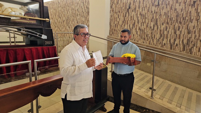 Este gesto permitirá que muchos devotos puedan orar y profundizar su fe, renovando el compromiso de seguir el ejemplo de Don Bosco en el servicio a la juventud, la educación y la vida cristiana.