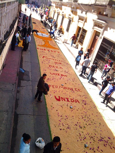 Alfombra MJS Xela 2014.- 