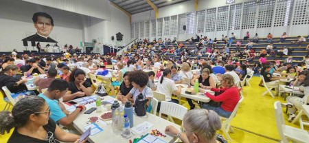 La actividad generó un espacio de convivencia y diversión, reflejando la solidaridad y el trabajo en equipo que caracteriza a la comunidad salesiana.
