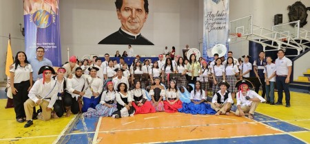 Con una emotiva eucaristía, el Instituto Técnico Don Bosco dio la bienvenida al año lectivo 2025.