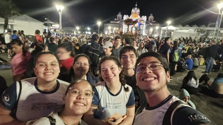 Este año, la fiesta nacional de la Virgen, ha sido ofrecida por los jóvenes que son uno de los pilares fundamentales de la iglesia y que poco a poco son protagonistas, como lo menciona el Papa Francisco.