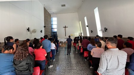 Colaboradores de FUSALMO participan en la Eucarist&iacute;a de inicio de labores 2026, renovando su compromiso de fe y misi&oacute;n salesiana.