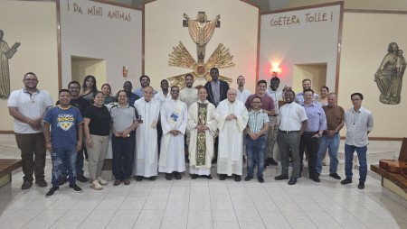 La comunidad salesiana se reúne en un ambiente de fraternidad para celebrar la Solemnidad de San José y los 31 años del CRESCO América.