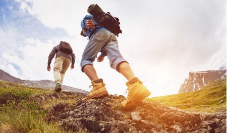 una reflexi&oacute;n profunda y actual sobre c&oacute;mo se renueva la fe: no a trav&eacute;s de la certeza inmediata, sino a trav&eacute;s de la escucha, la hospitalidad y la comuni&oacute;n.