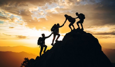 El ejemplo de Don Bosco inspira a vivir la vocaci&oacute;n militar con empat&iacute;a, fraternidad y servicio.