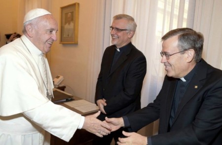 El Papa Francisco y Fabio Attard, un ejemplo de la estrecha relación del pontífice con la Familia Salesiana durante sus 12 años de pontificado, marcados por su admiración a Don Bosco.