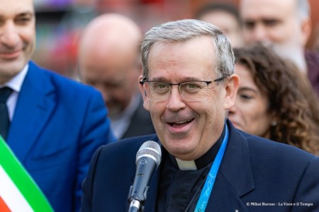 En su primera salida p&uacute;blica como Rector Mayor, el padre Fabio Attard visit&oacute; la c&aacute;rcel de menores Ferrante Aporti en Tur&iacute;n, destacando el compromiso salesiano con los j&oacute;venes vulnerables.