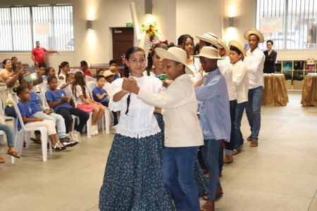 Esta clausura reafirma la importancia del Oratorio, durante el verano, como una oportunidad para que niños y jóvenes crezcan en un ambiente sano, fortaleciendo su educación, valores y sentido de comunidad, dejando una huella imborrable en sus participantes.