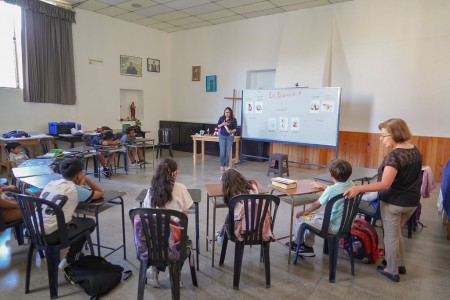 La catequesis sigue siendo un espacio clave para fortalecer la fe y consolidar los lazos entre familias, niños y jóvenes, en el camino hacia una vivencia más plena de los sacramentos.
