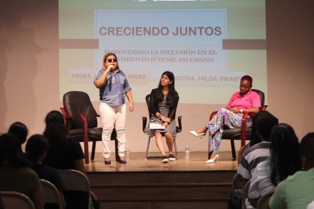 El conversatorio concluyó con una oración y un llamado a la acción, invitando a los jóvenes del MJS a llevar lo aprendido a sus comunidades y continuar promoviendo un ambiente de inclusión y respeto.
