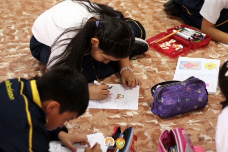 Estudiantes de 3.&ordm; y 4.&ordm; grado del Liceo Salesiano participaron con alegr&iacute;a en el Retiro de Pascua, fortaleciendo su fe y vivencia comunitaria.