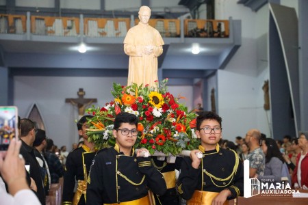 Familias, estudiantes y exalumnos se dieron cita para honrar juntos a Don Bosco, padre, maestro y amigo.