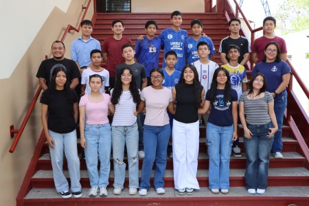 Los ni&ntilde;os y j&oacute;venes comparten el momento de la catequesis los d&iacute;as s&aacute;bados o domingos en horario matutino. 