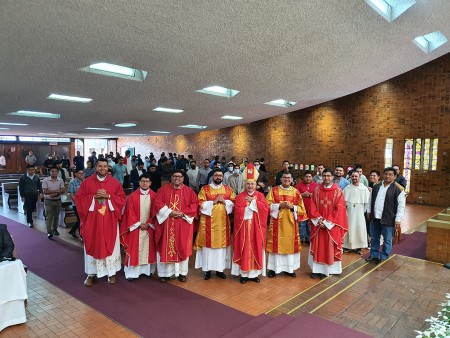El Centro Salesiano de Estudios Superiores ofrece sus estudios de teología a toda la población interesada en este estudio.