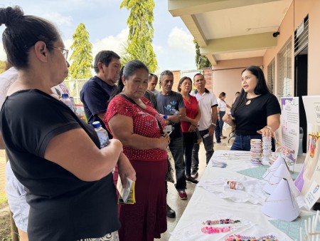 La segunda edición de Expo-Servicios FUSALMO llegó a Santa Ana con la participación de líderes y referentes comunales.