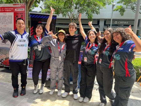 Estudiantes de CEDES Don Bosco ganan premios a nivel nacional en competencia STEAM. 