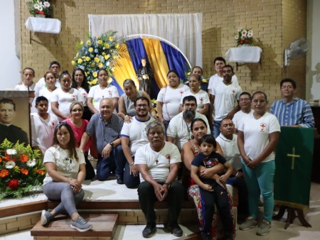 Los grupos de la parroquia, incluyendo el MJS, Ministros Extraordinarios de la Comunión, Salesianos Cooperadores, Nueva Evangelización, ADMA y Renovación Carismática, participaron activamente en el triduo en honor al natalicio de Don Bosco.
