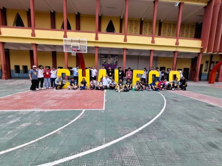 Jóvenes de diversas casas salesianas salvadoreñas participaron en el II Encuentro Vocacional Nacional en el Colegio Salesiano Santa Cecilia, explorando el llamado de Dios a través de la reflexión y la oración.