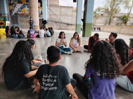 Encuentros como este permiten seguir caminando juntos como peregrinos de esperanza, tal como lo propone el Aguinaldo, animando a los jóvenes a ser protagonistas de una Iglesia viva, alegre y cercana.