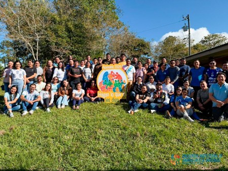Animadores de oratorios provenientes de distintos pa&iacute;ses de Centroam&eacute;rica durante el Encuentro Inspectorial realizado en Honduras.