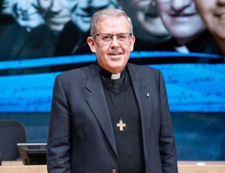 En su primer aniversario como Rector Mayor, la Inspector&iacute;a CAM eleva sus oraciones por el padre Fabio Attard, pidiendo al Se&ntilde;or que contin&uacute;e guiando su misi&oacute;n con sabidur&iacute;a, fe y esperanza al servicio de la Familia Salesiana.