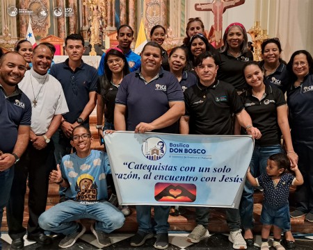 Este Jubileo recuerda a los catequistas la importancia de su labor como un servicio esencial para la transmisión del Evangelio y la formación de nuevos discípulos.