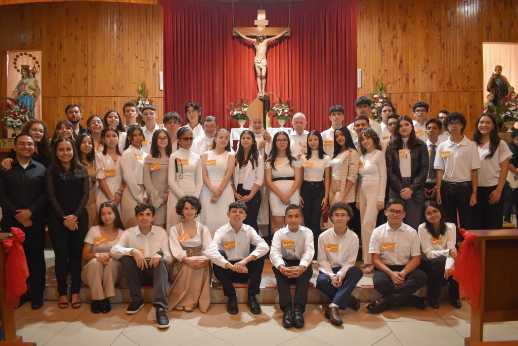35 jóvenes de Cartago celebran su Confirmación en el Centro Salesiano Santo Domingo Savio