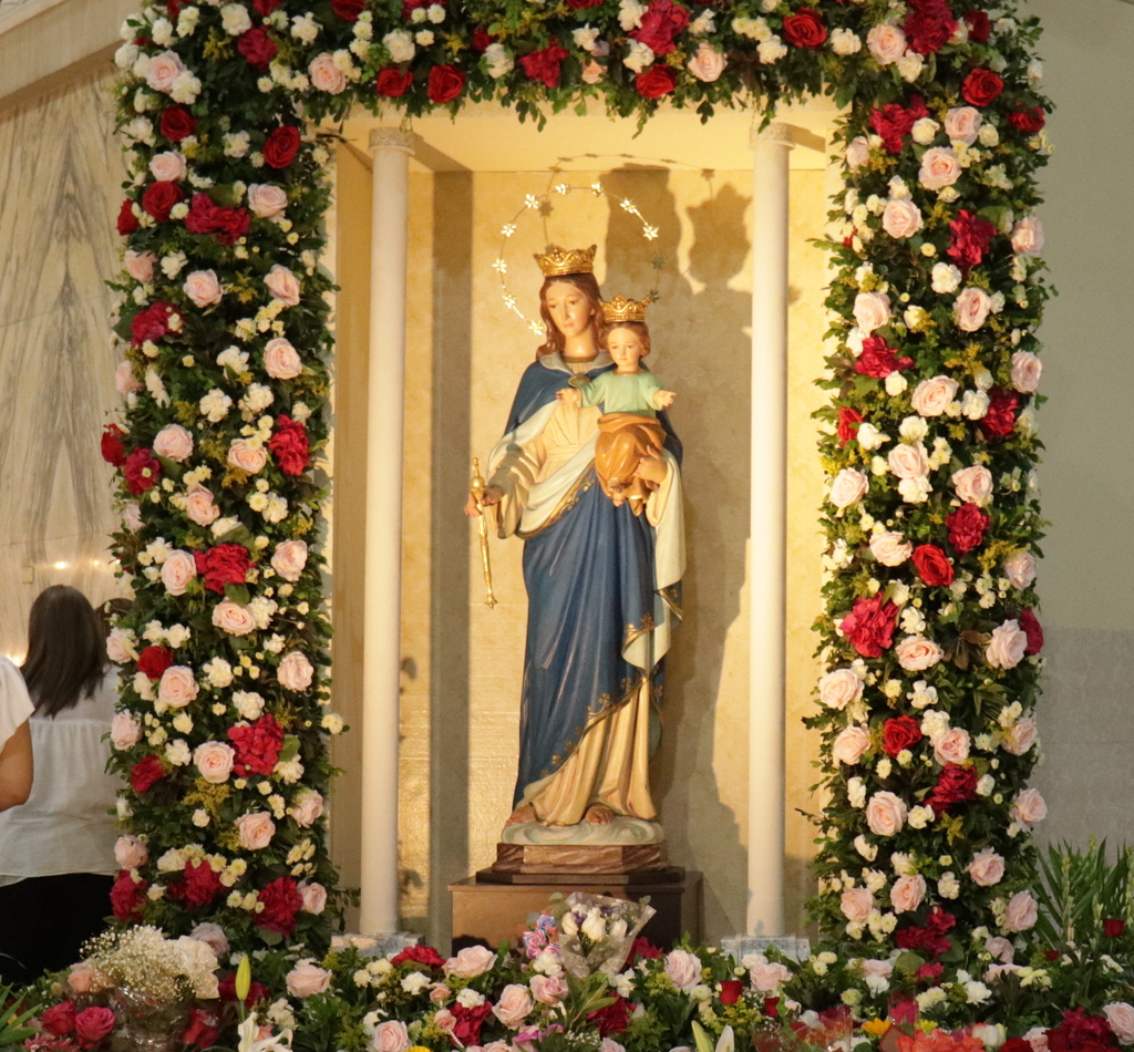 Las festividades de mayo en honor a María Auxiliadora no solo reforzaron la fe de la comunidad, sino que también evidenciaron la unidad y el compromiso de los feligreses.
