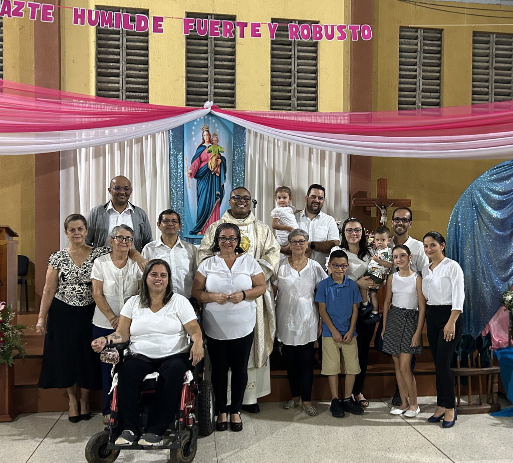 El Centro Don Bosco festejó el triduo y solemnidad a María Auxiliadora bajo el lema “Hazte humilde, fuerte y robusto”. 