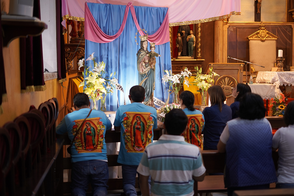 Cada día de la novena, los diferentes grupos parroquiales guiarán a los devotos durante el rezo, todo coordinado por la Asociación de María Auxiliadora, ADMA.
