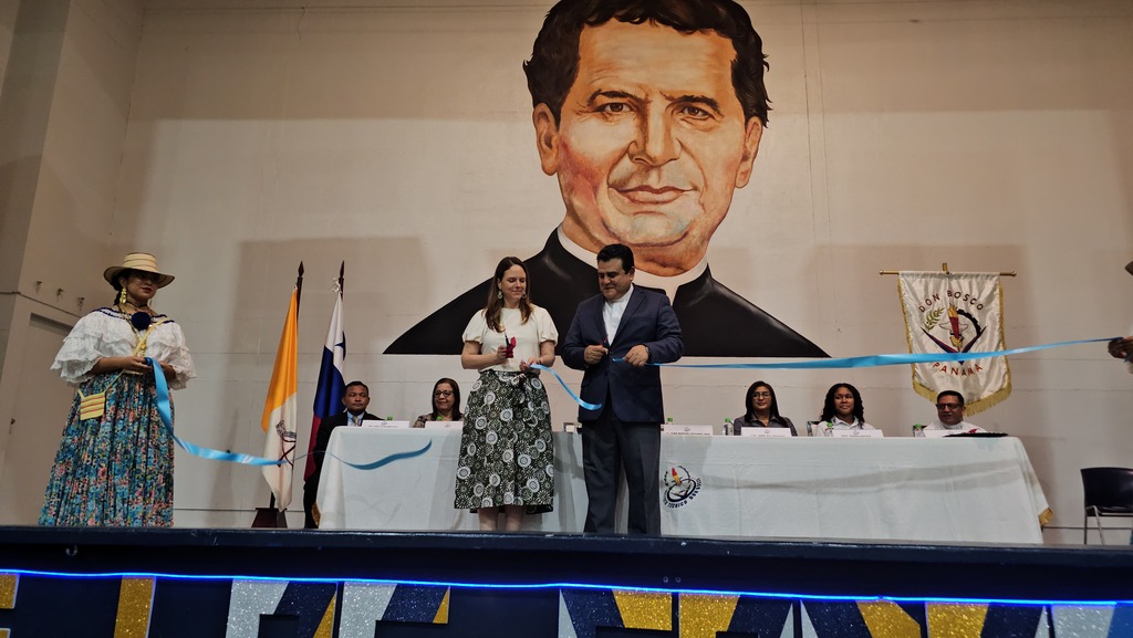 Bajo el lema "Donde los corazones se inspiran y las manos crean", el Instituto Técnico Don Bosco inauguró la Expotecnia 2024.